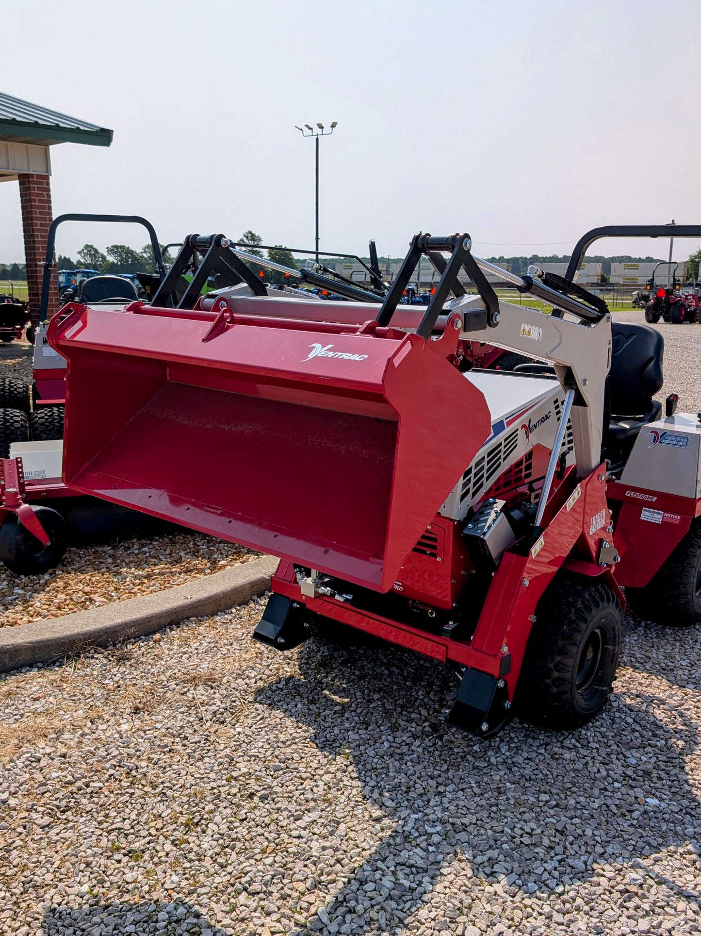 VENTRAC VERSA LOADER KM500 39.55601