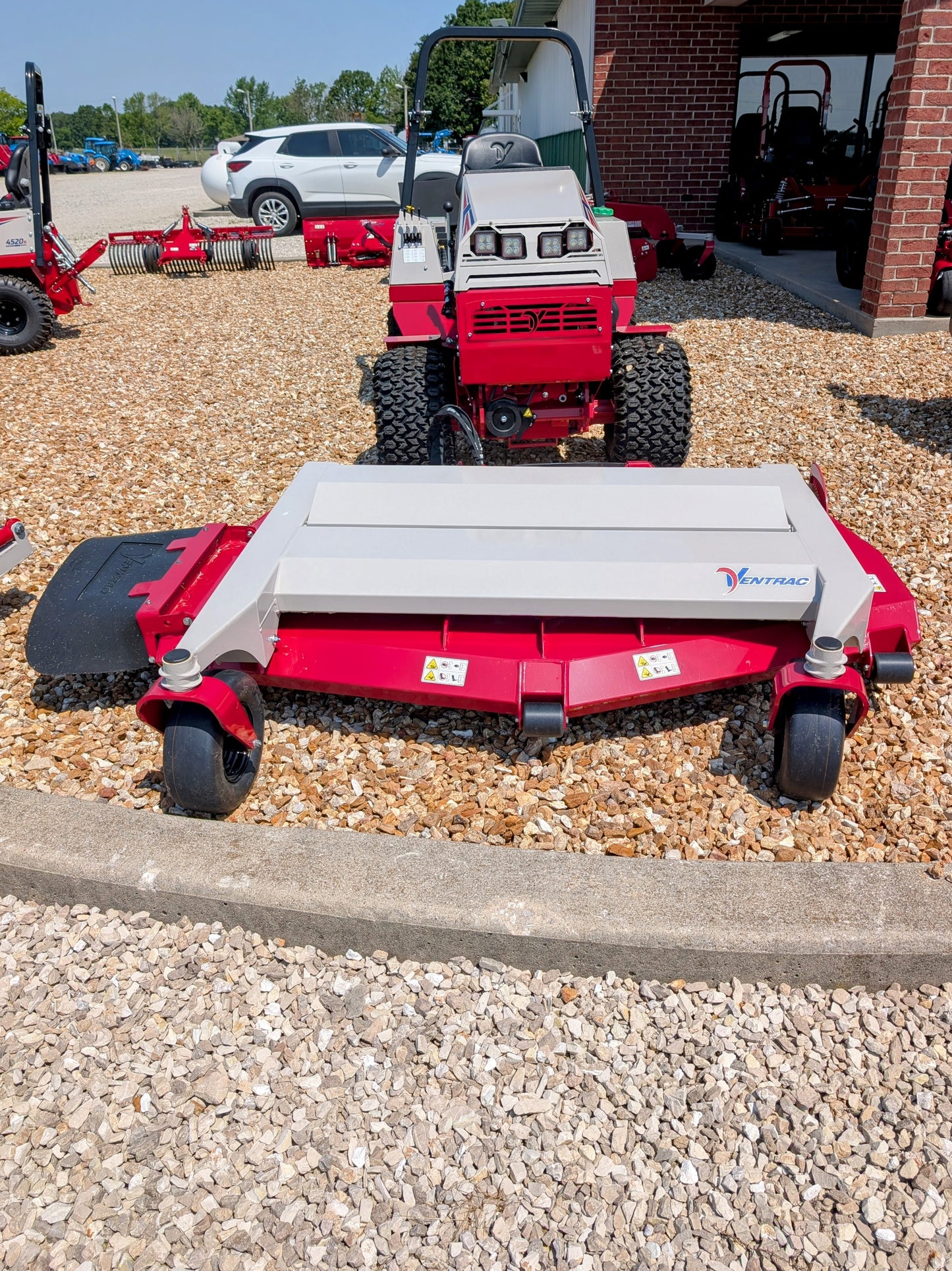 VENTRAC MS720 FINISH MOWER - 39.55111_D