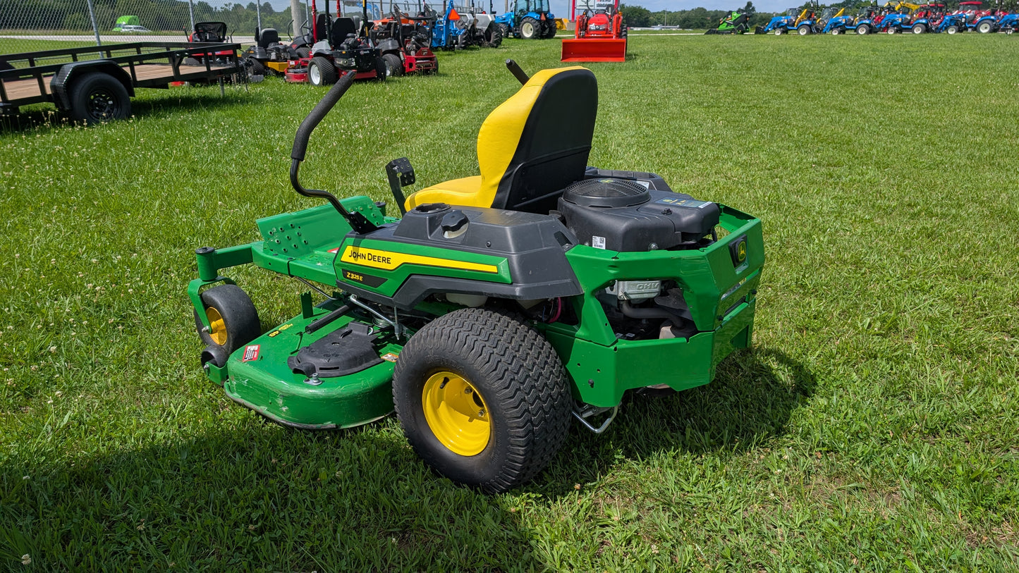 (USED) 2024 JOHN DEERE Z325E 48" Deck 24HP Briggs