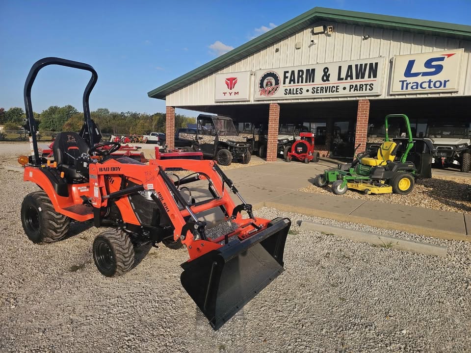 BAD BOY 1025H, 25HP HST, 4WD, DIESEL TRACTOR - 1025H