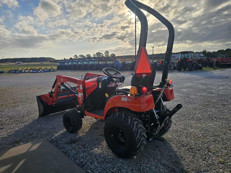 BAD BOY 1025H, 25HP HST, 4WD, DIESEL TRACTOR - 1025H