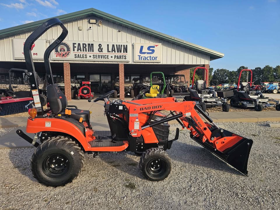 BAD BOY 1025H, 25HP HST, 4WD, DIESEL TRACTOR - 1025H