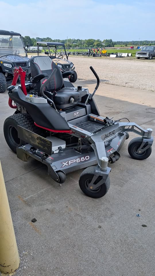 USED ALTOZ XP 660HD 35HP KAWASAKI FX1000 34 HRS 66" DECK - 1055218