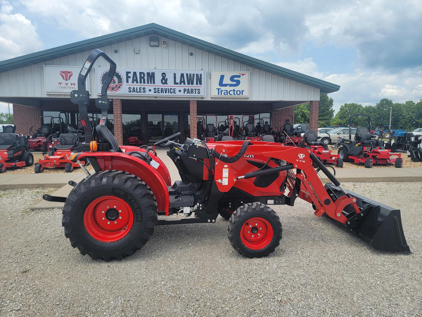 TYM 2515R TRACTOR - 24HP GEAR