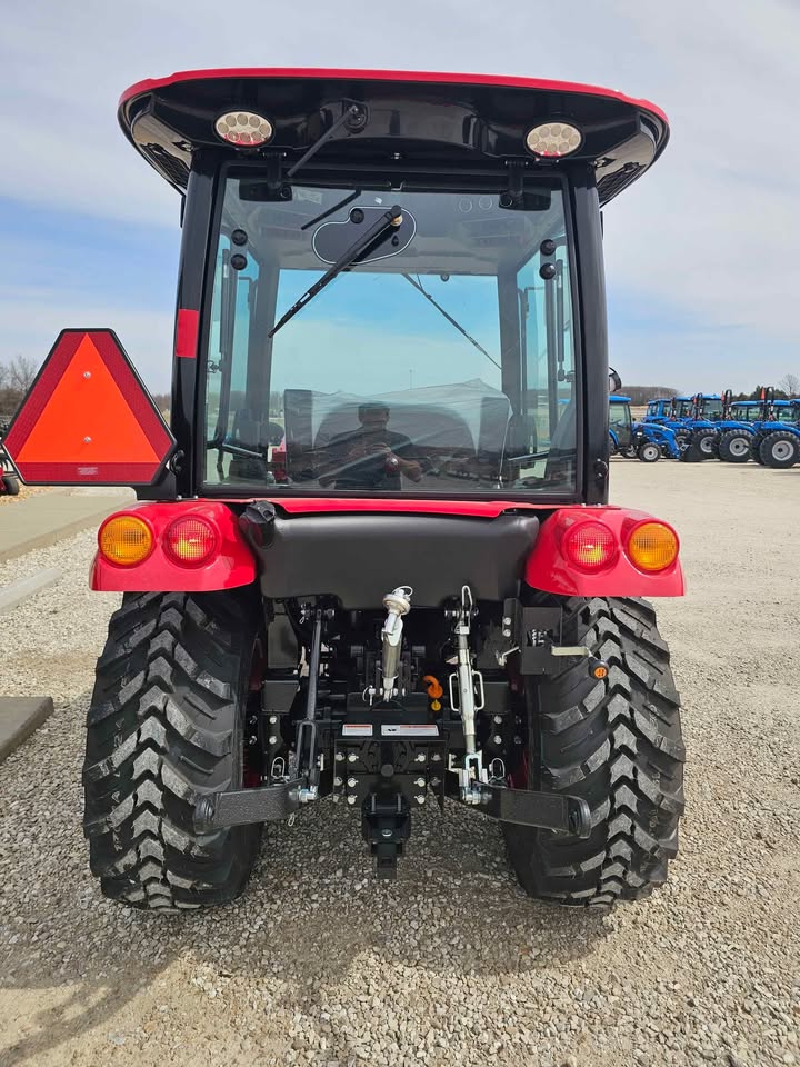 TYM T3025HC CAB TRACTOR, 24 HP, HST