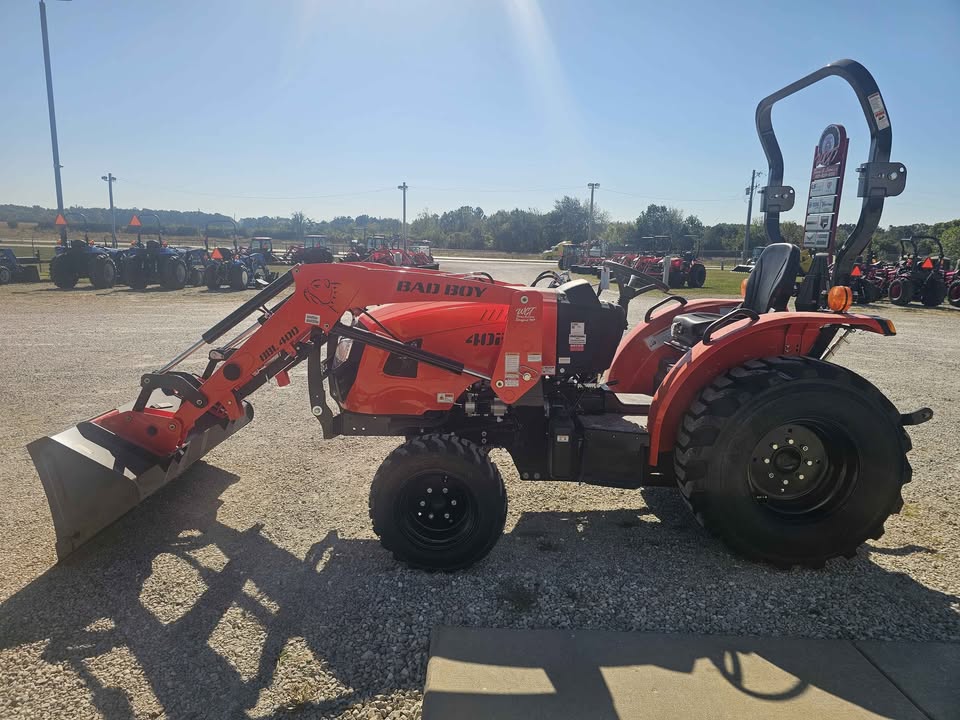 BAD BOY 4025H, 25HP HST, 4WD, DIESEL TRACTOR