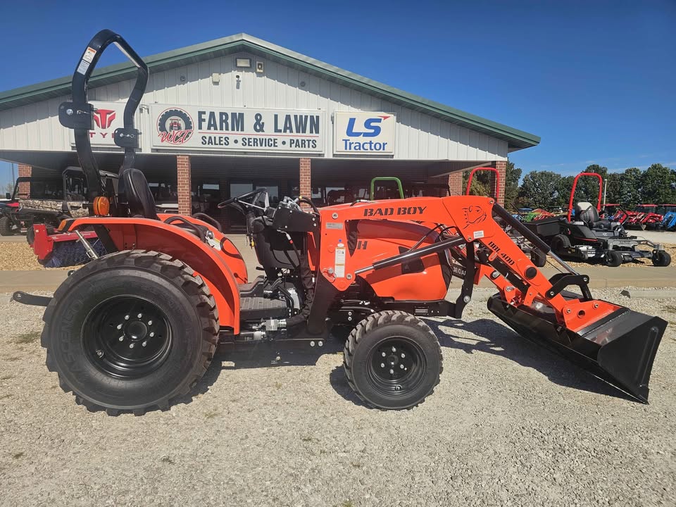 BAD BOY 4025H, 25HP HST, 4WD, DIESEL TRACTOR