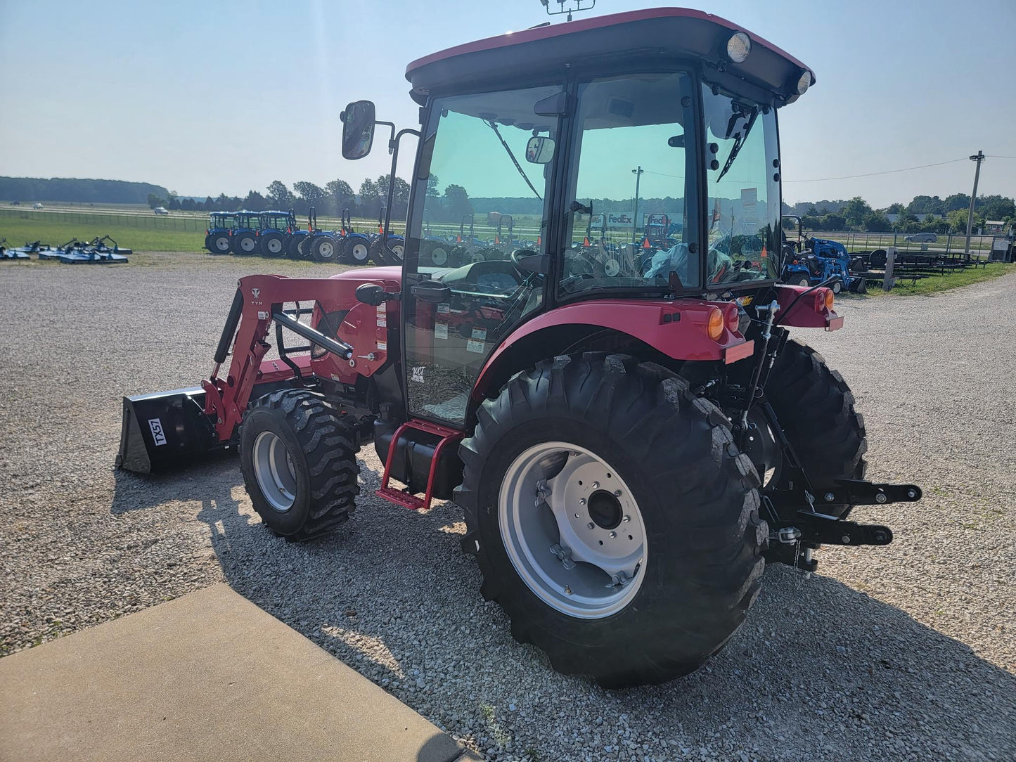 TYM T494C CAB TRACTOR - 48.3HP, HST