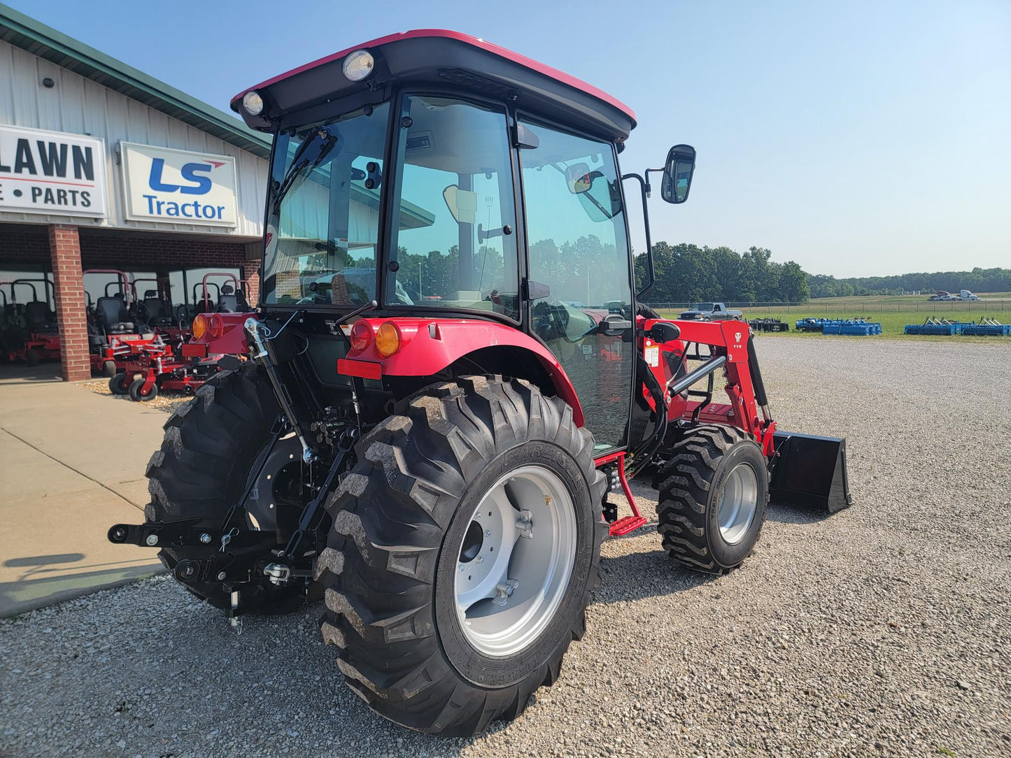 TYM T494C CAB TRACTOR - 48.3HP, HST