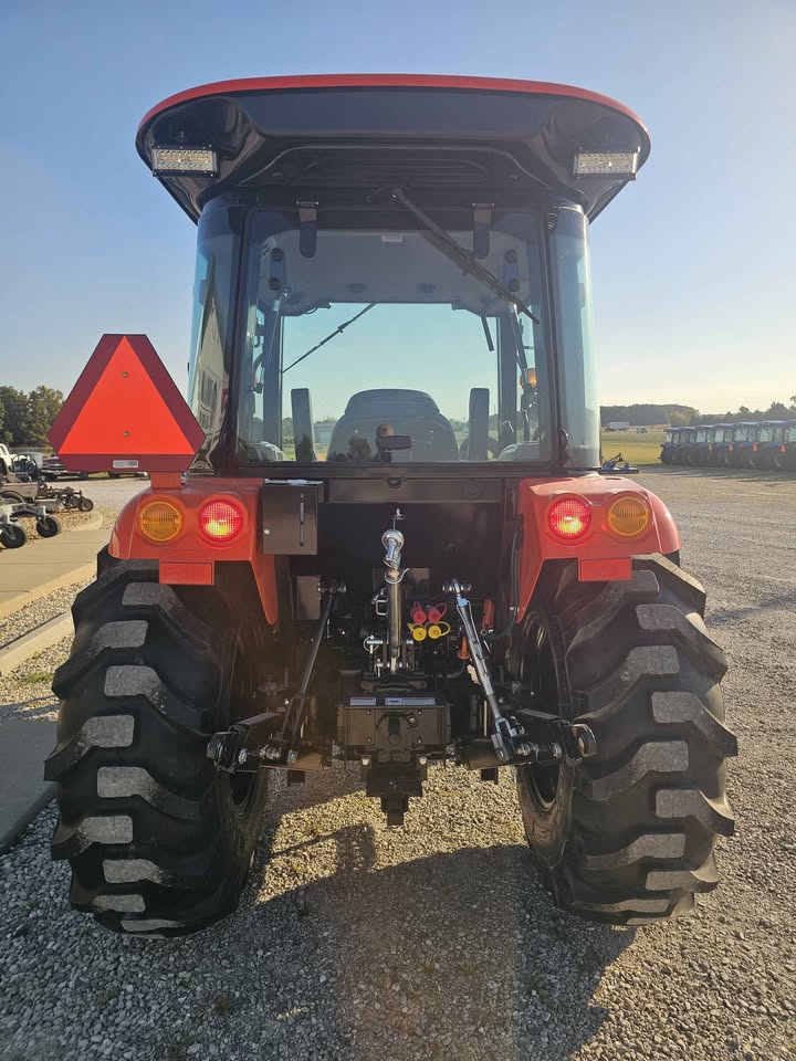 BAD BOY 5055CH, CAB, 55HP HST, 4WD, DIESEL TRACTOR