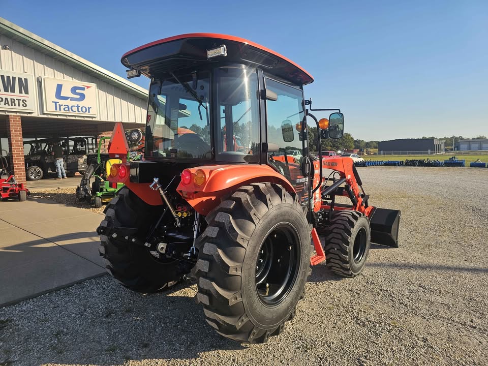 BAD BOY 5055CH, CAB, 55HP HST, 4WD, DIESEL TRACTOR