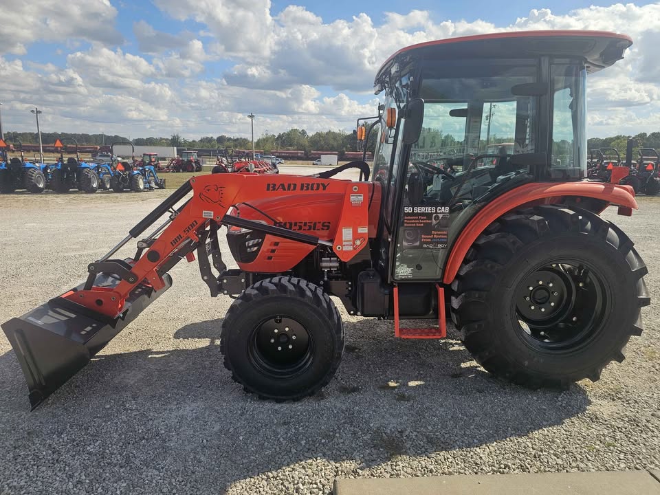 BAD BOY 5055CS, CAB, 55HP SHUTTLE, 4WD, DIESEL TRACTOR