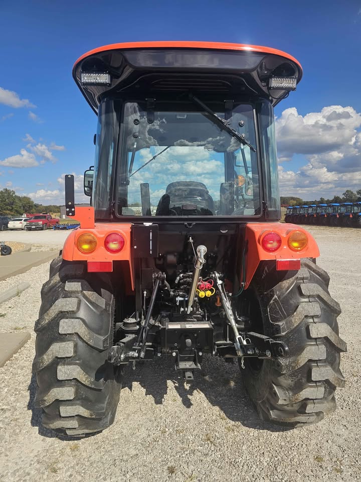 BAD BOY 5055CS, CAB, 55HP SHUTTLE, 4WD, DIESEL TRACTOR