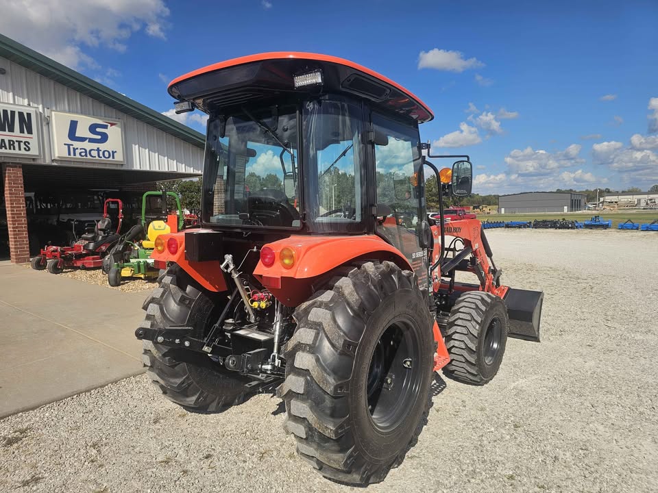 BAD BOY 5055CS, CAB, 55HP SHUTTLE, 4WD, DIESEL TRACTOR