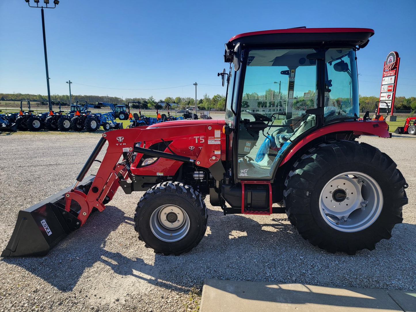 TYM T574C CAB TRACTOR - 55HP, GEAR