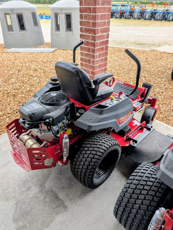 FERRIS 300S, 25HP BRIGGS, 52" - 5902142