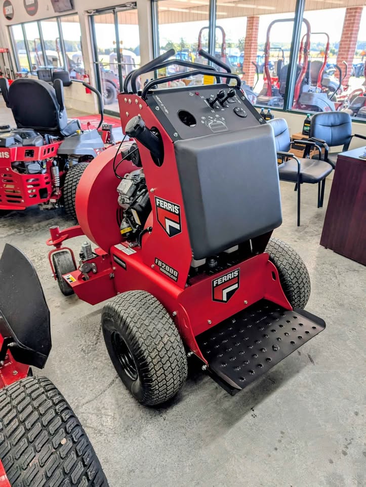 FERRIS FB2000, 23HP VANGUARD, 4500 CFM - 5902132
