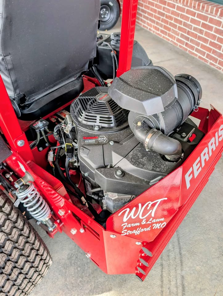 FERRIS ISX3300, 38.5HP KAWASAKI, EFI, 72" - 5902160