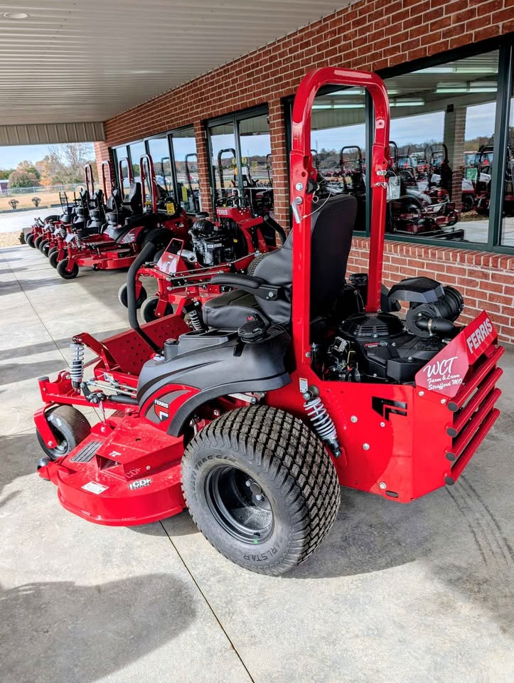 FERRIS ISX3300, 38.5HP KAWASAKI, EFI, 72" - 5902160