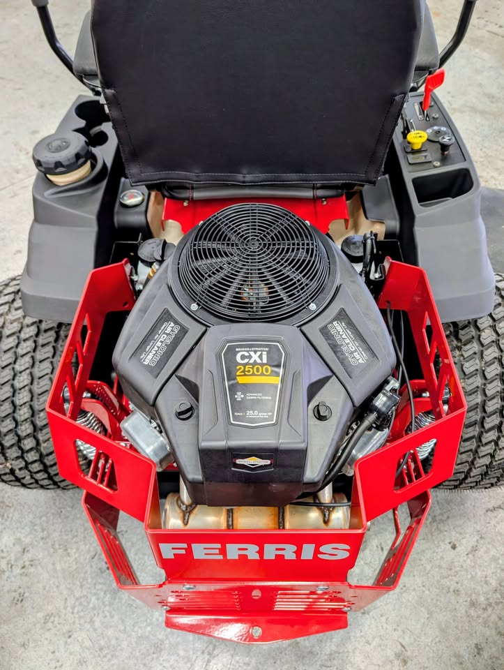 FERRIS 500S, 25HP BRIGGS, 52" - 5902102