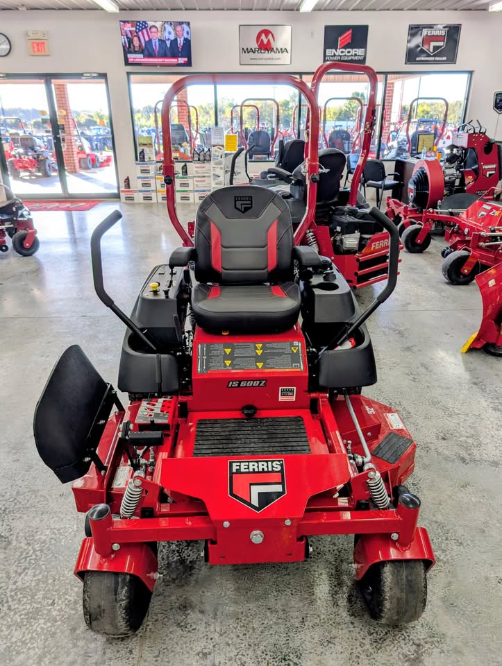 FERRIS IS600, 23HP KAWASAKI, 52" - 5901911