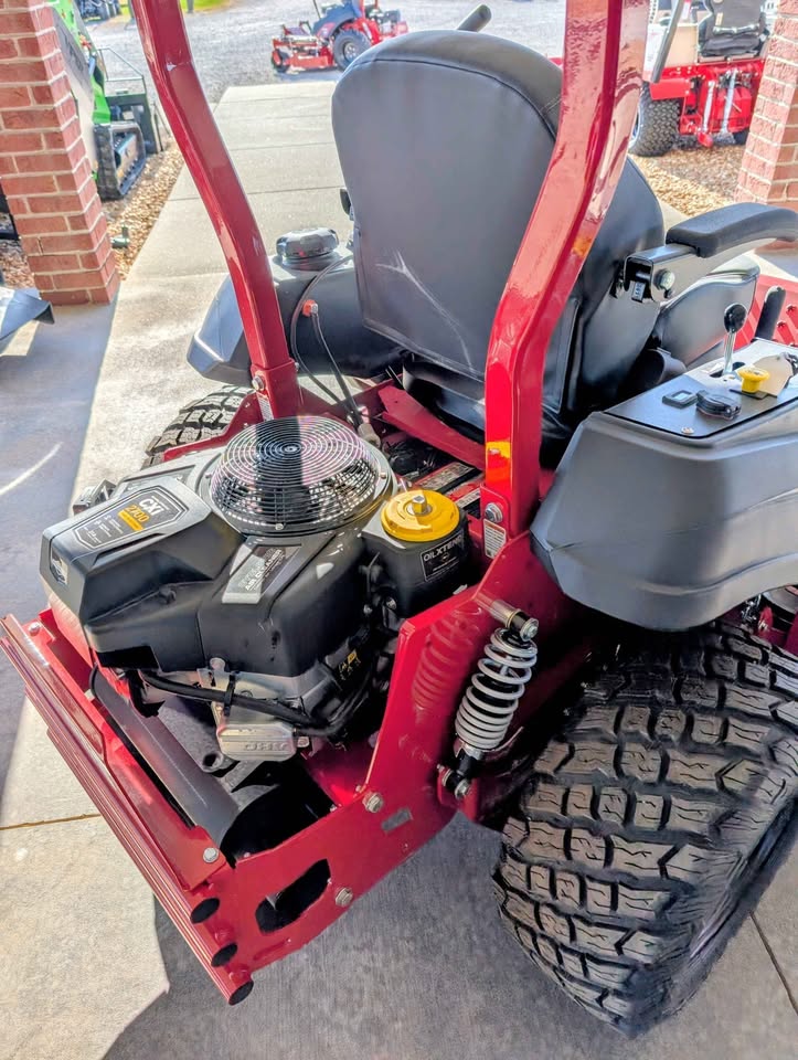 FERRIS ISX800, 27HP BRIGGS EFI, 250HR EOL, 60" - 5902172