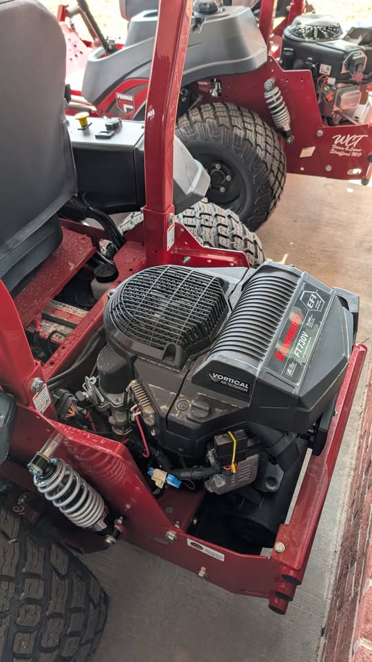 FERRIS ISX800, 26HP KAWASAKI, EFI, 60" - 5902074