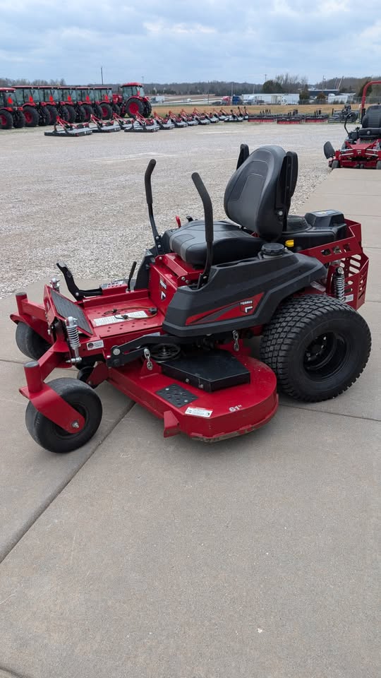 CONSIGNMENT FERRIS 500S, 25HP BRIGGS, 61" DECK - CONFER_500S