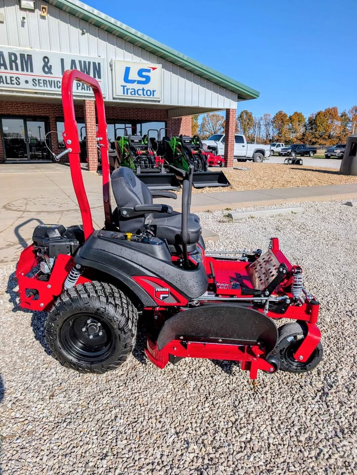 FERRIS ISX800, 27HP BRIGGS, 60" - 5902075