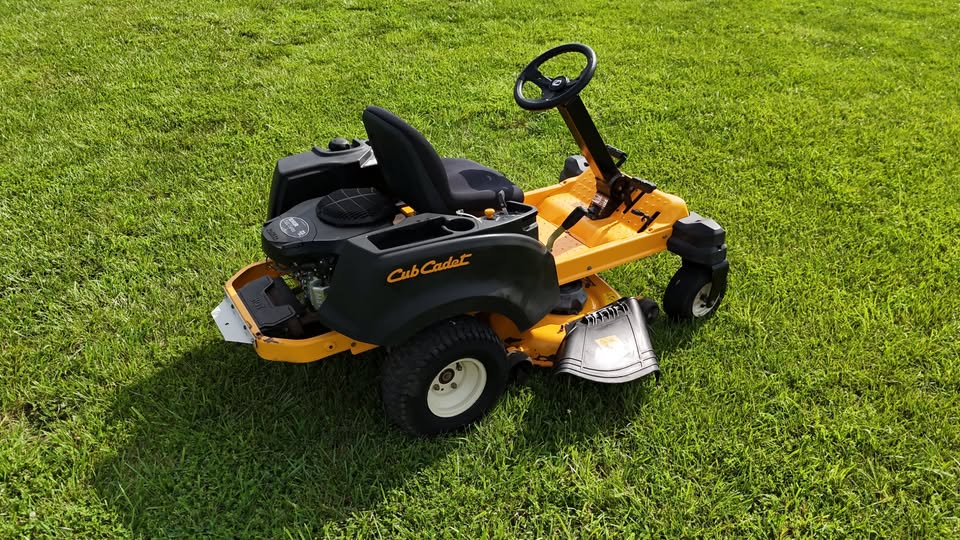 CONSIGNMENT - 2014 CUB CADET RZTS46