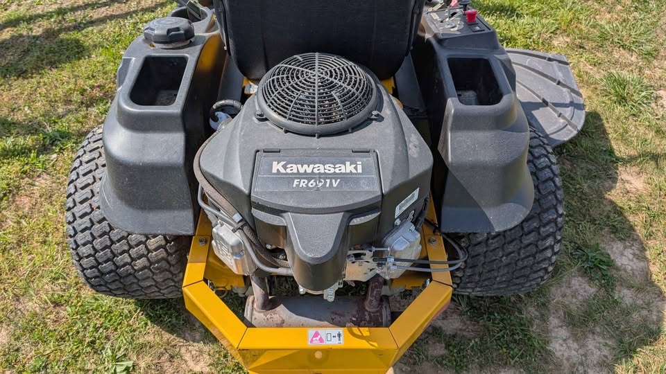 (USED) HUSTLER RAPTOR XD 54" 21.5HP Kawasaki