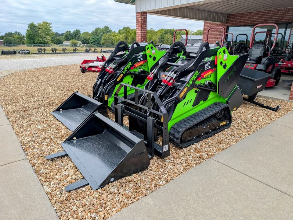 VIPER LOADERS MINI SKID - V1300X