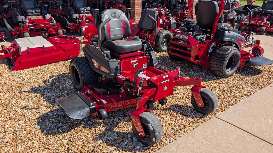 FERRIS 500S, 24HP KAWASAKI, 61" DECK - 5902056