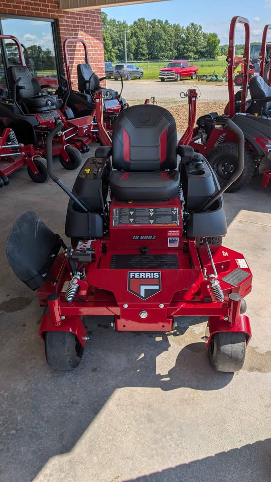 (CONSIGNMENT) 2025 FERRIS IS600Z 25HP BRIGGS W/ 52" DECK