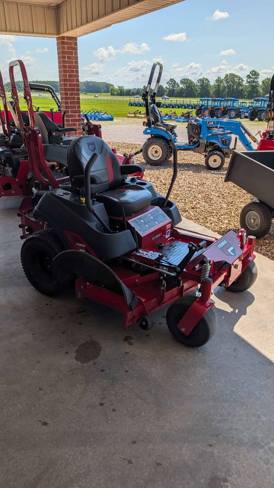 (CONSIGNMENT) 2025 FERRIS IS600Z 25HP BRIGGS W/ 52" DECK