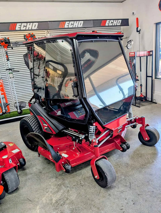 USED FERRIS ISX3300,31 HOURS, CURTIS CAB, 40HP - CONFER_ISX3300