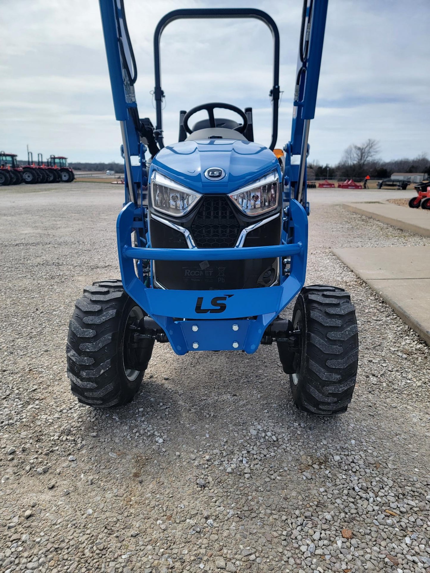 LS TRACTOR USA MT225S HST