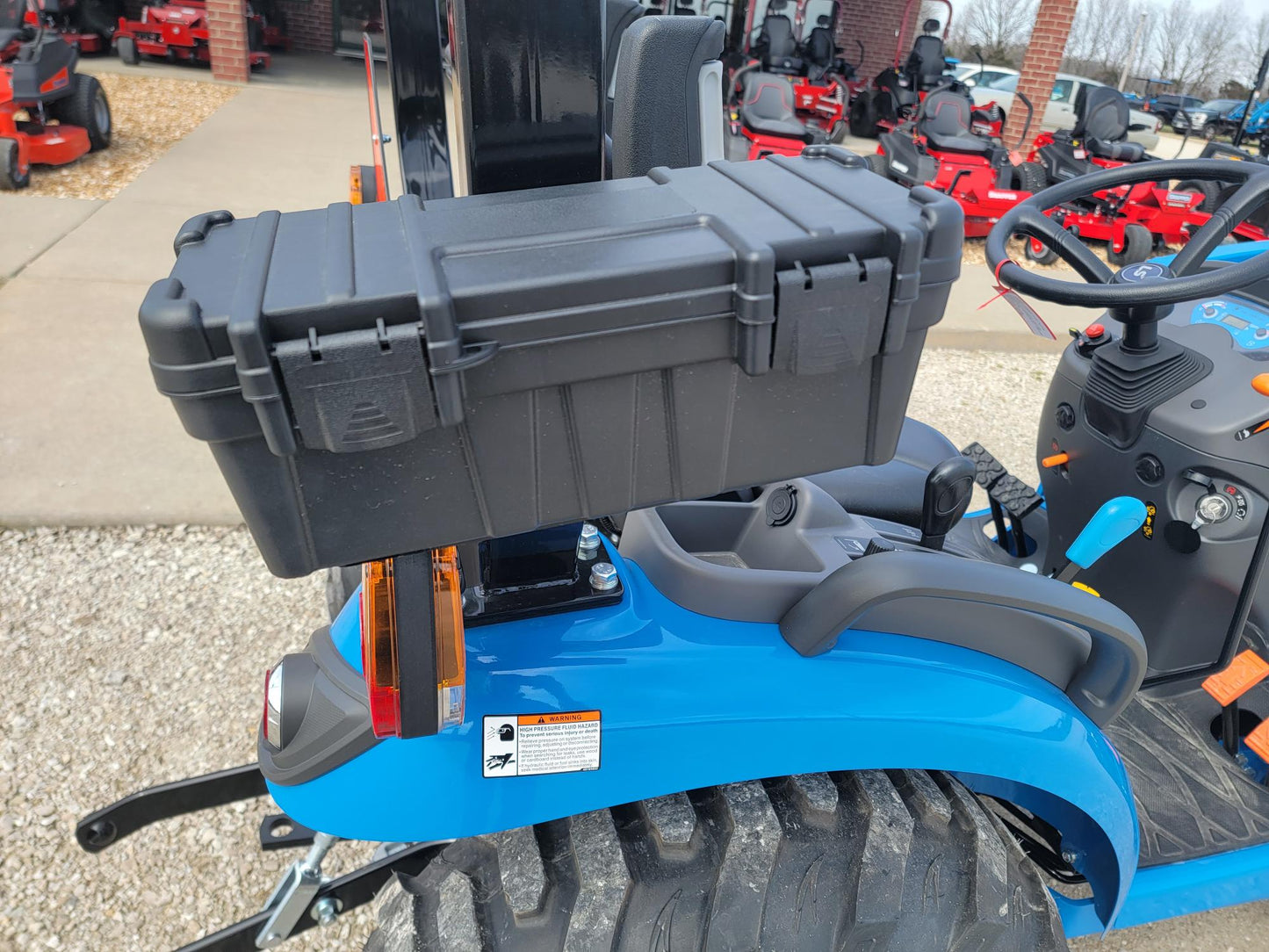 LS TRACTOR USA MT225S HST