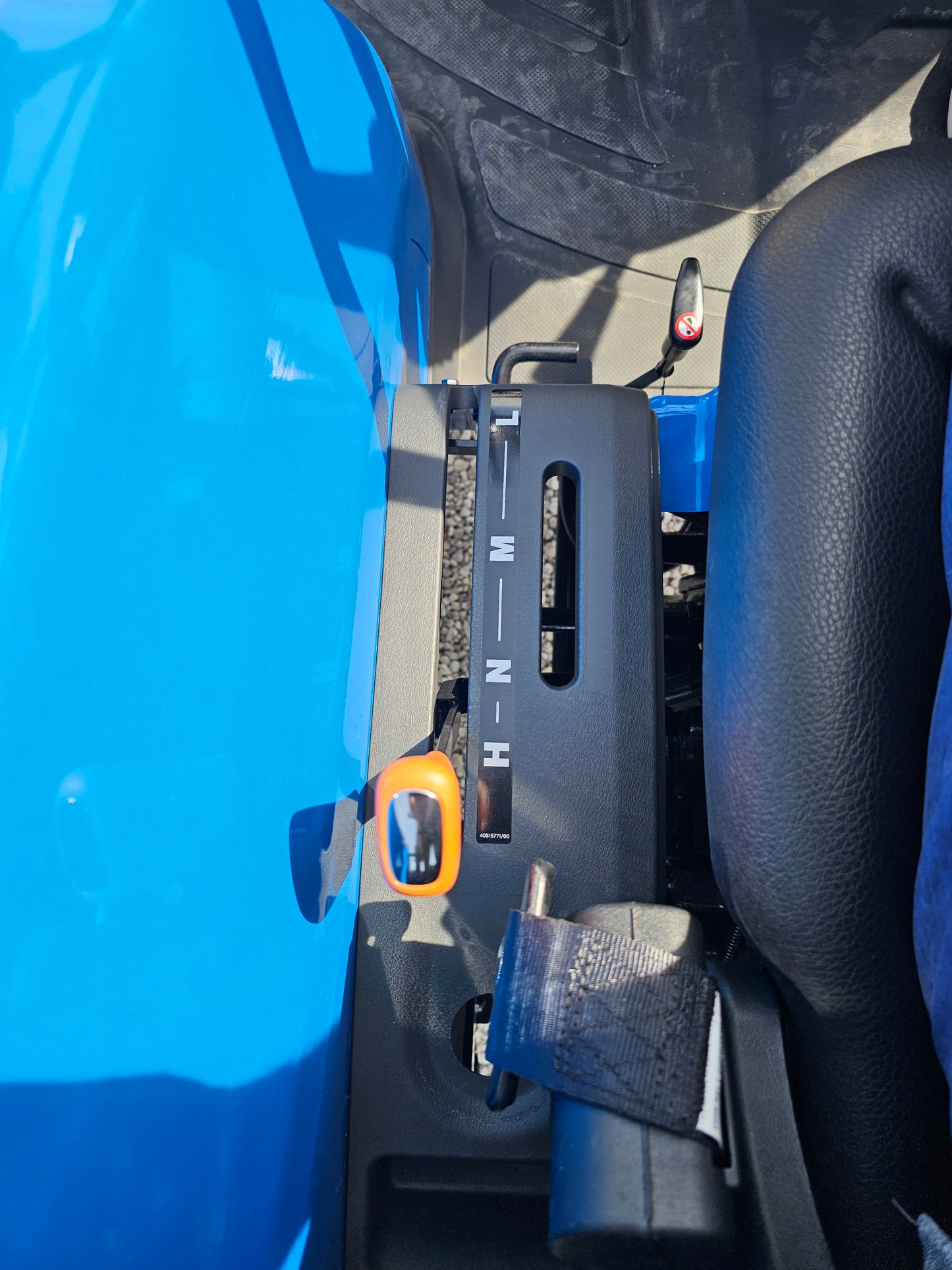 LS TRACTOR MT226HE – 24.6HP HST