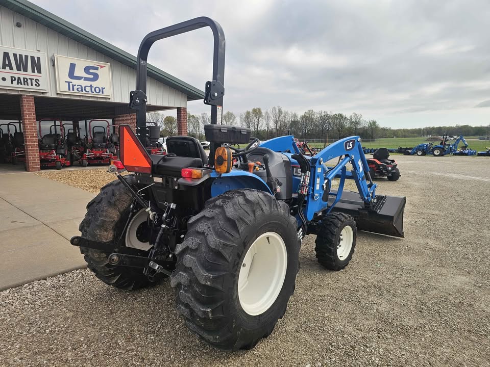 LS TRACTOR USA USED-MT240E