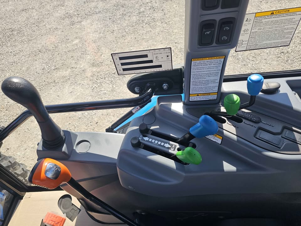 LS TRACTOR USA MT357HC