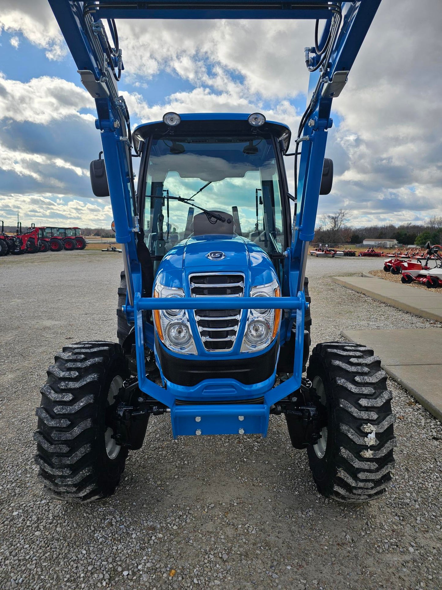 LS TRACTOR MT357HC CAB - 57HP, HYDRO