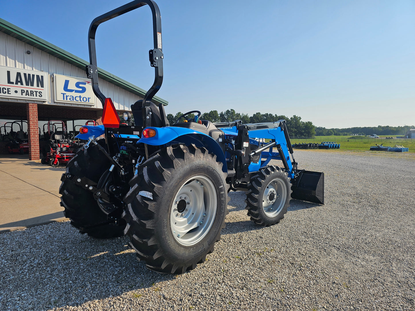 LS TRACTOR MT463 - 63HP, GEAR