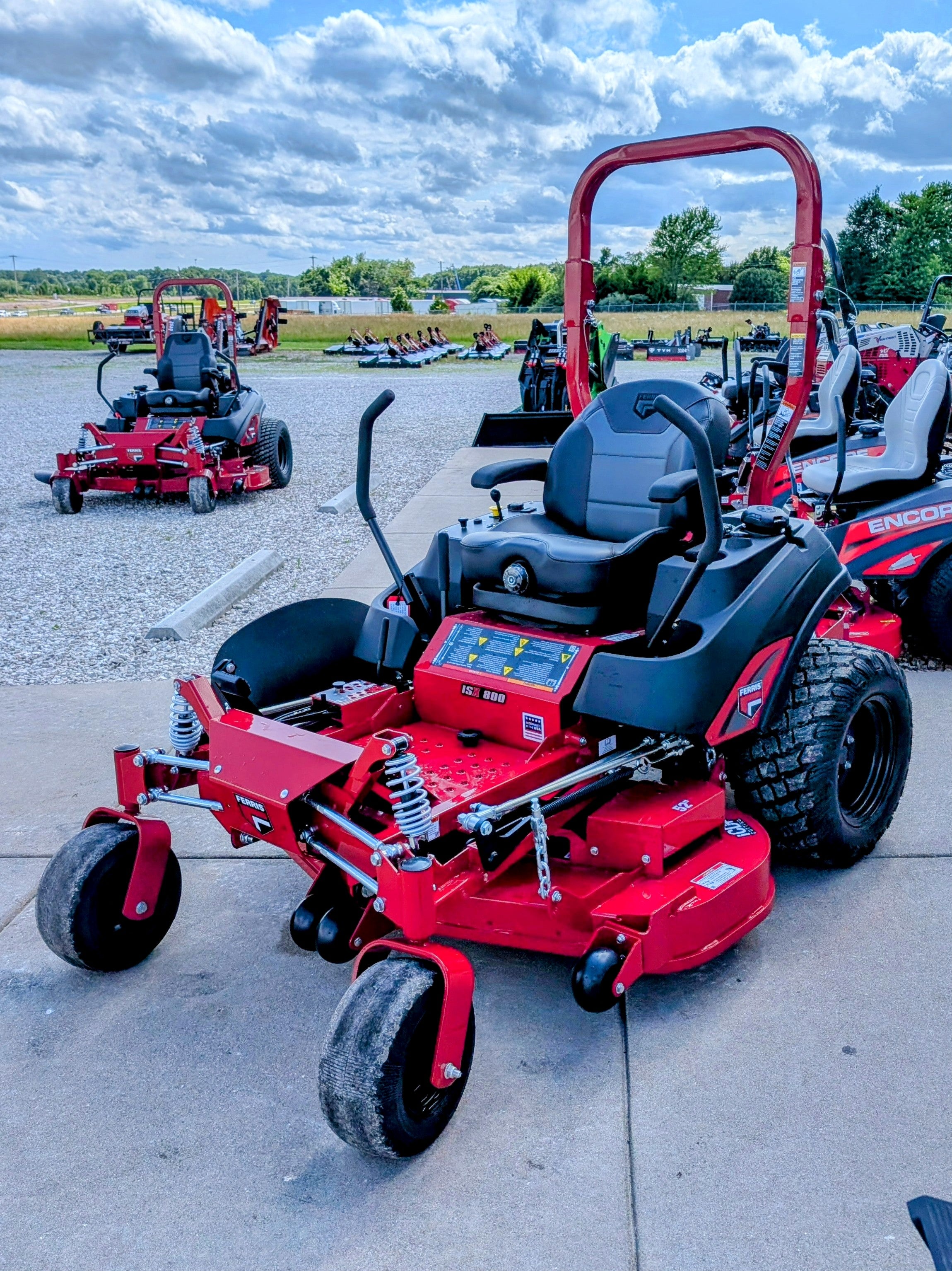 Ferris ISX™ 800 Zero Turn Mower 52