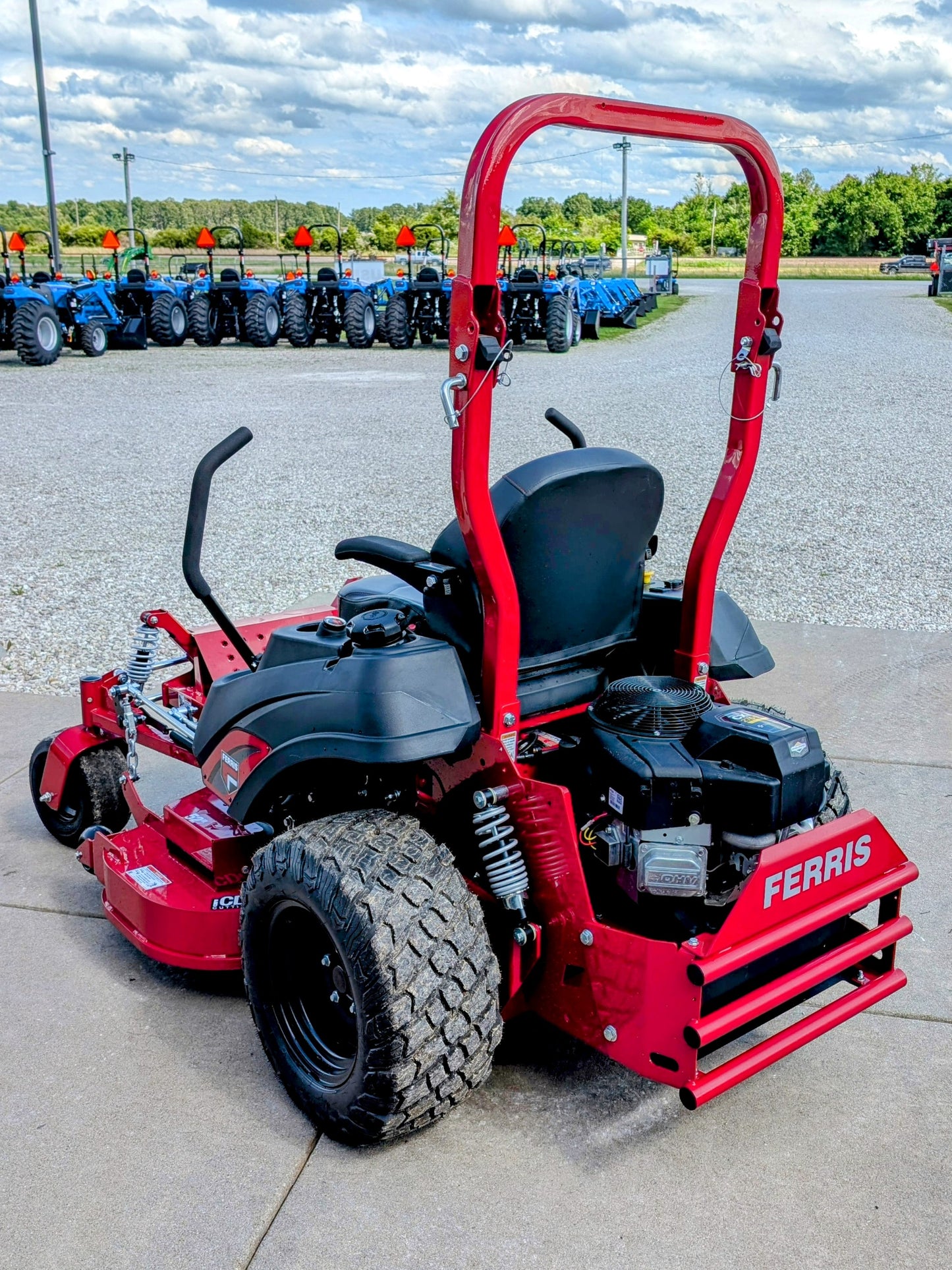 Ferris ISX™ 800 Zero Turn Mower 52" Briggs 27HP - 5902154