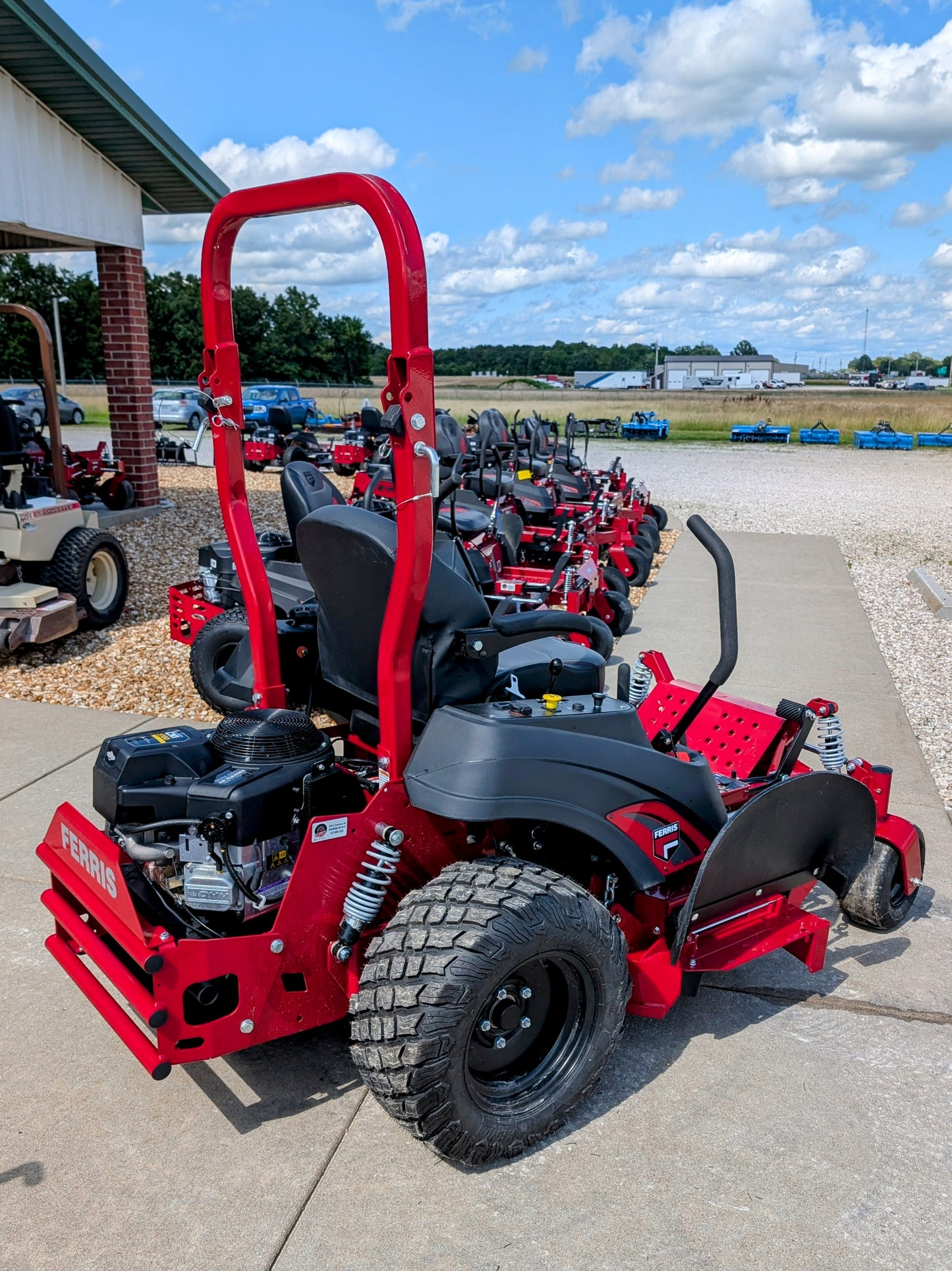Ferris ISX™ 800 Zero Turn Mower 52" Briggs 27HP - 5902154