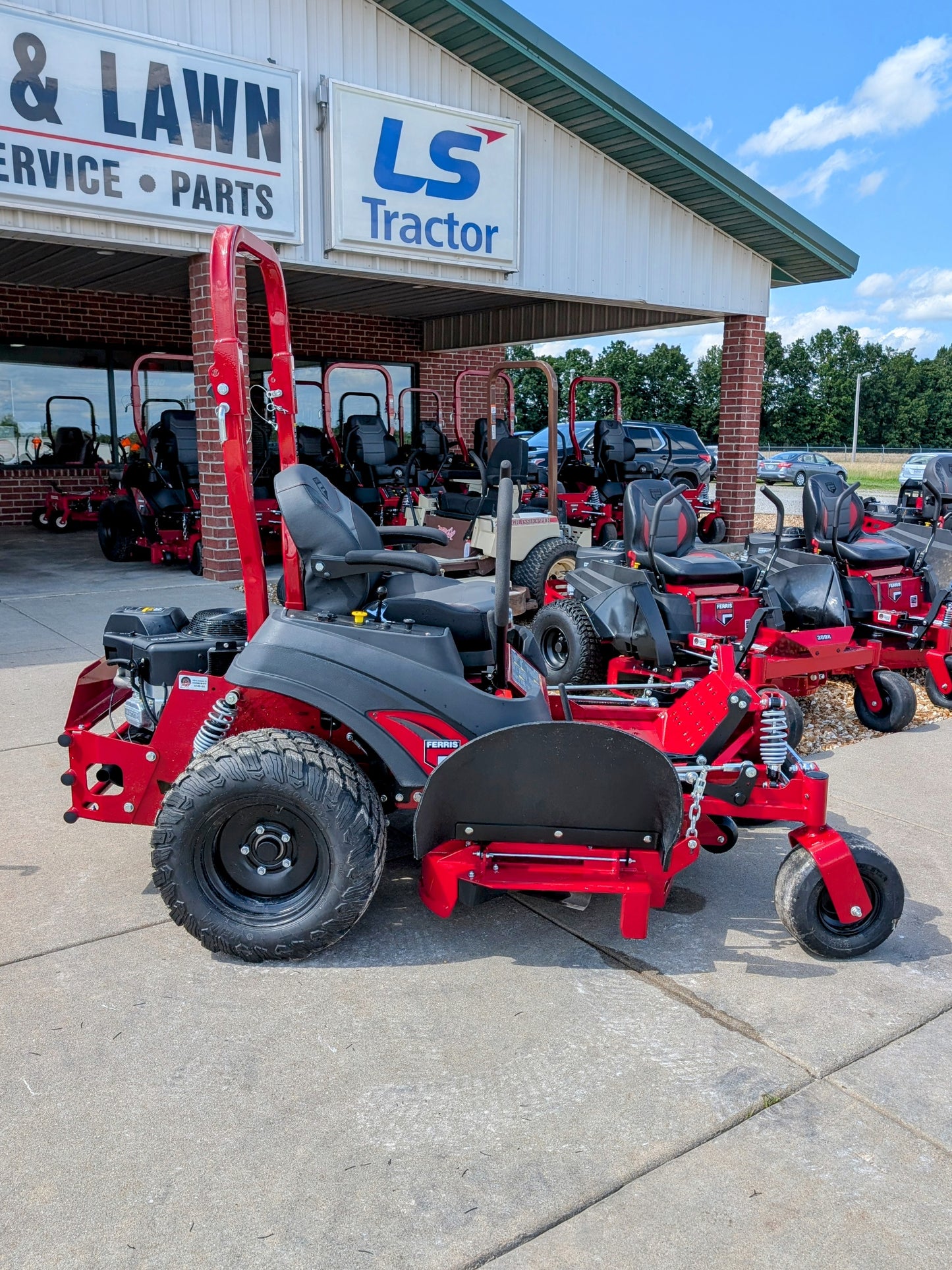 Ferris ISX™ 800 Zero Turn Mower 52" Briggs 27HP - 5902154
