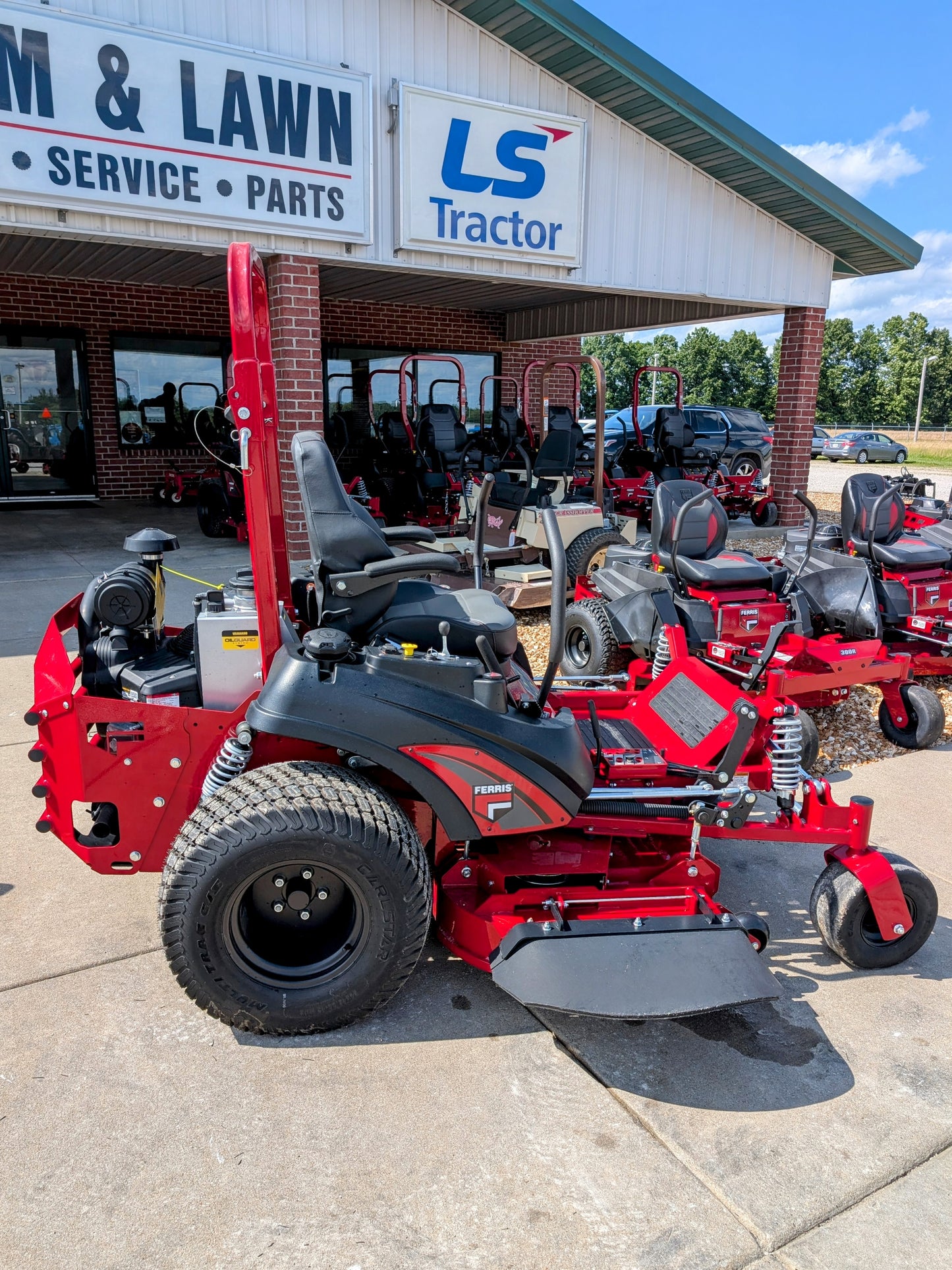 Ferris ISX 3300 Zero Turn Mower 60" Vanguard 40HP - 5902064