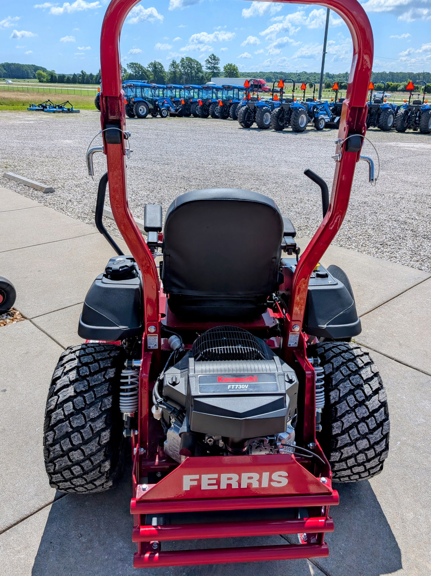 FERRIS ISX™ 800 Zero Turn Mower 24 HP Kawasaki, 52" Deck - 5902155