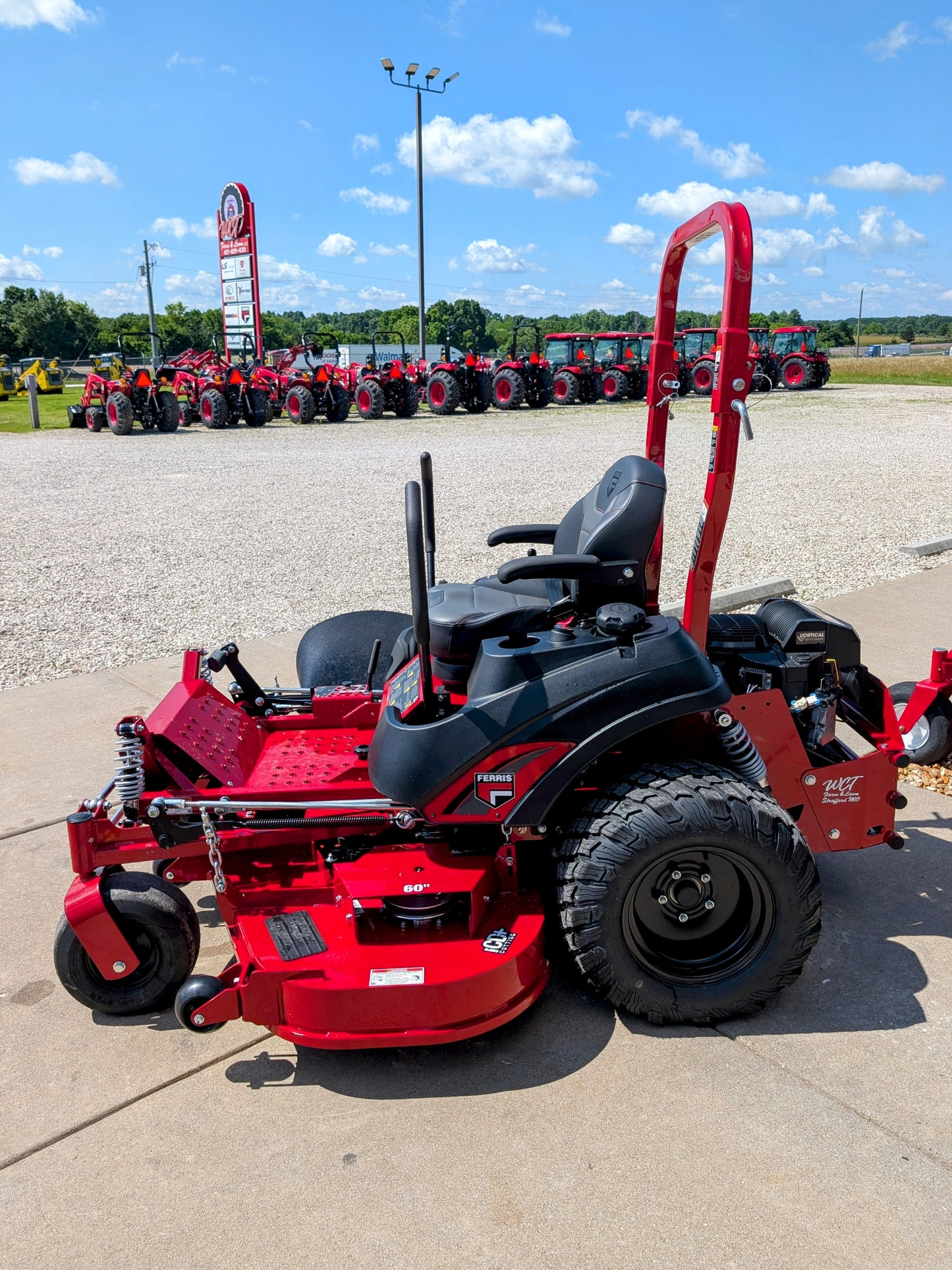 Ferris ISX™ 800 Zero Turn Mower 60" Kawasaki 26HP - 5902074